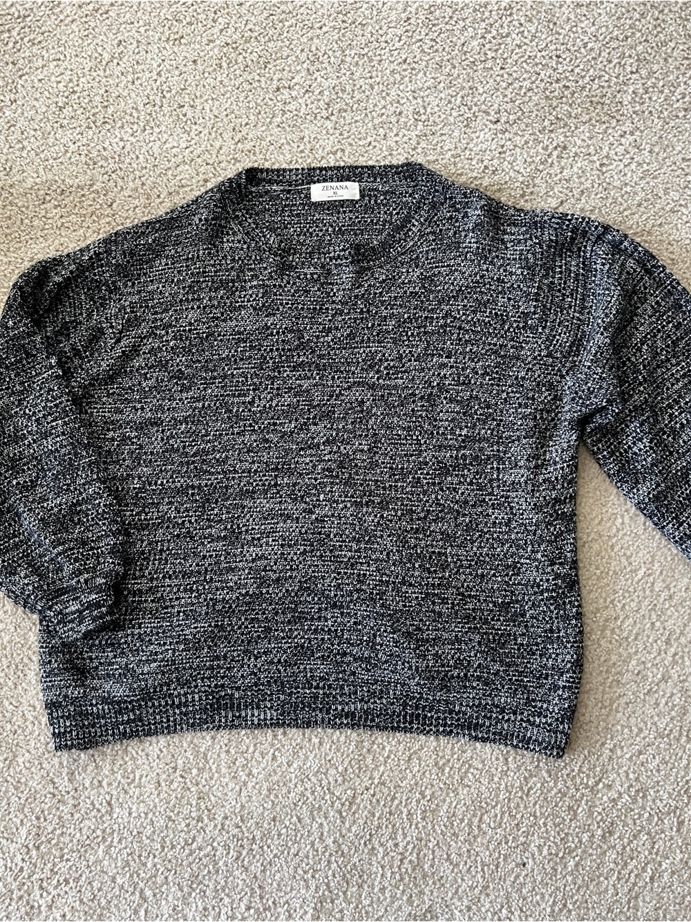 Zenana Outfitters Black and Gray Marled Crewneck Sweater